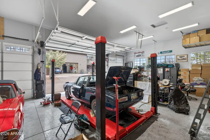 4 Car Garage