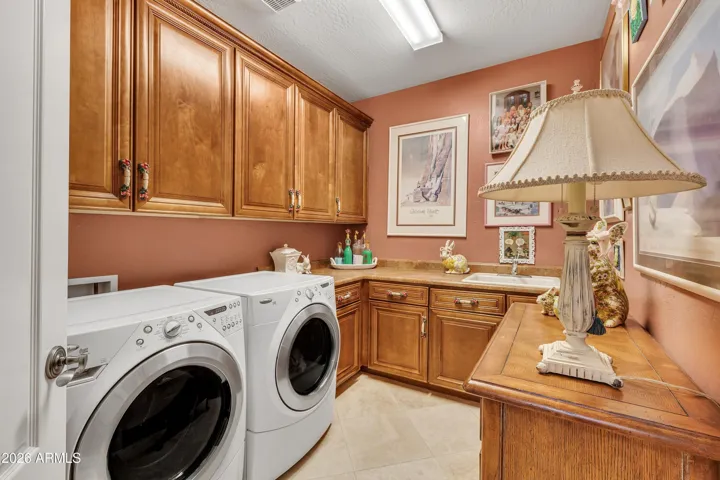 This doesn't feel like a laundry room! It's warm and cozy.Don't forget to do the laudnry!