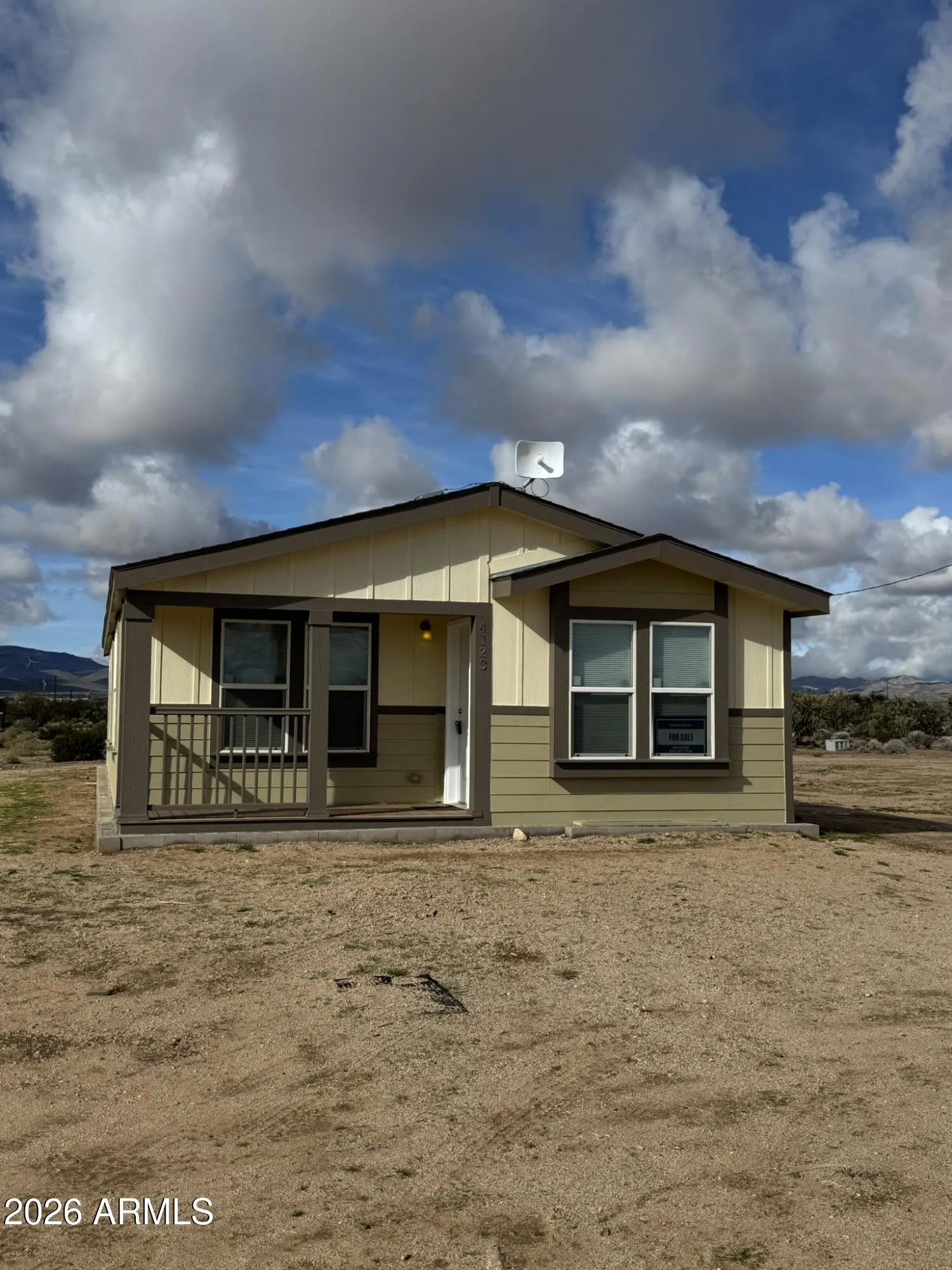 4123 Cowlic Road, Golden Valley, AZ, 86413