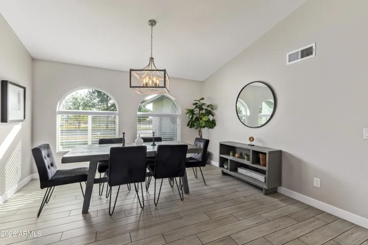 Even space for those formal holiday meals