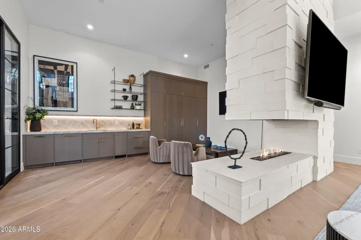 Living Room 4
