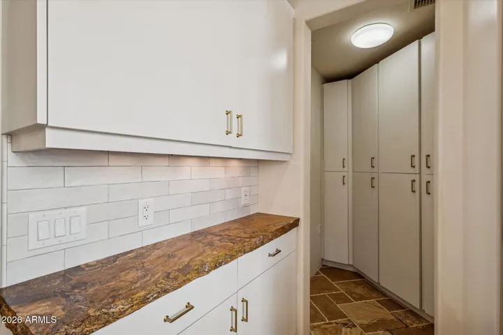 Pass through walk in pantry