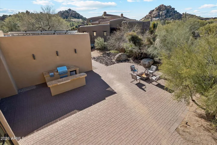 Firepit and Grill area