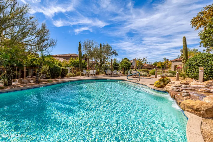 Heated Pool and Spa!