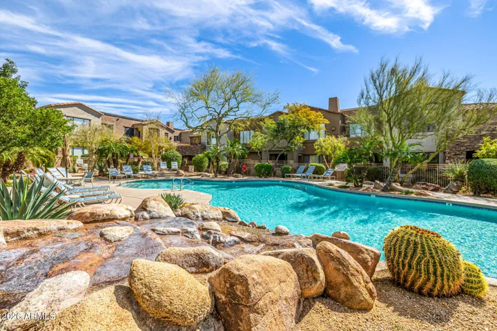 Community Resort-style Pool