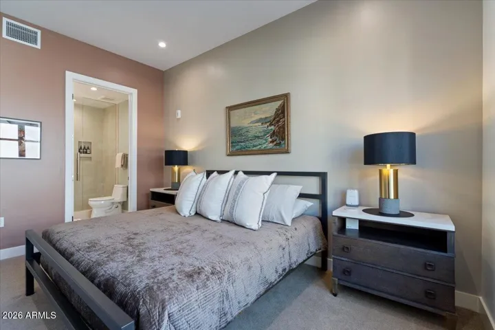 Guest suite 1