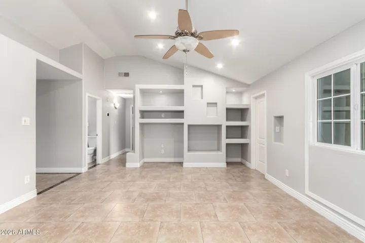 4637 E GRANADA RD, Phoenix, AZ 85008