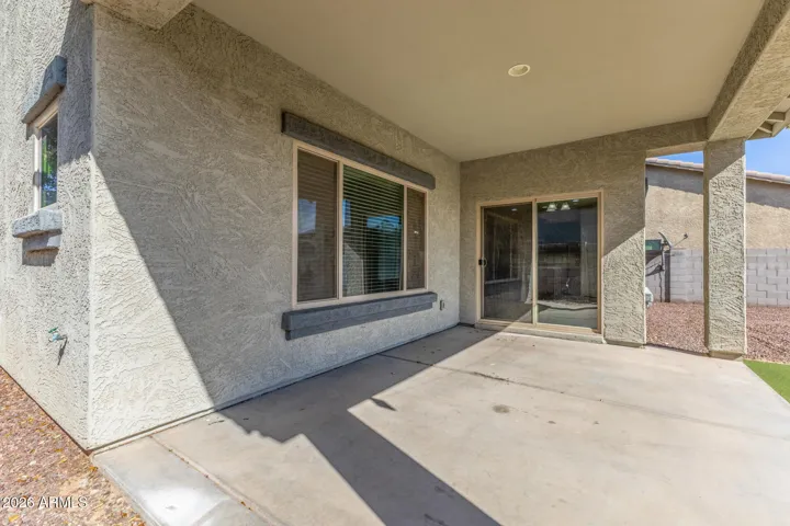 Covered patio off breakfast nook