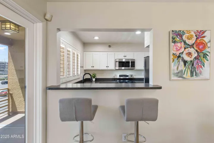 Kitchen Bar