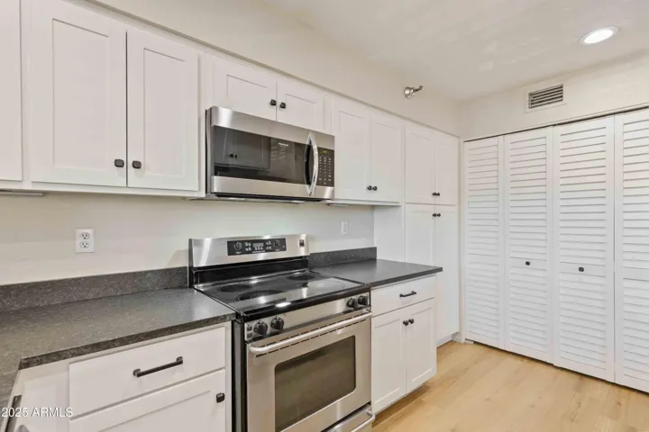 New Cabinets, Counter Tops