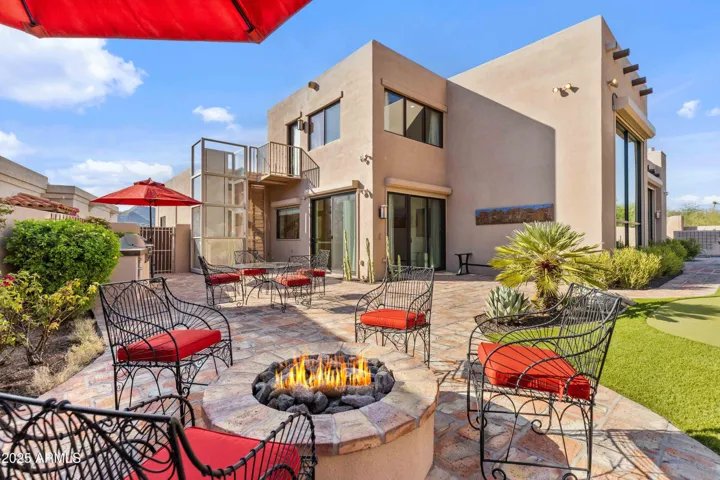 Fire pit space