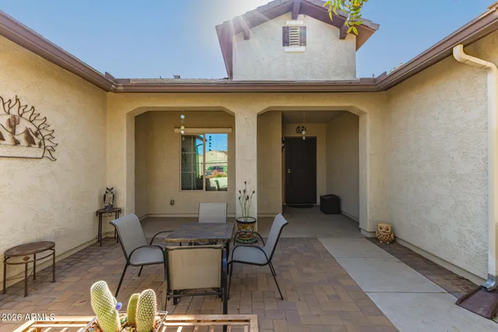 Front gated Courtyard!