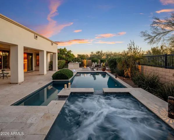 Love this backyard!
