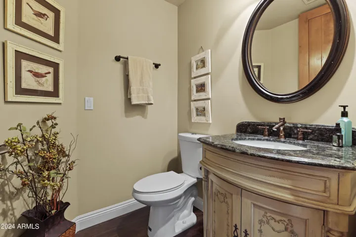 Main level powder bath
