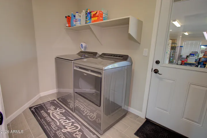 Nice sized laundry room, no need to squeeze by with groceries!