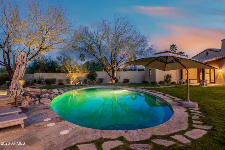 Spa attached to the pool!
