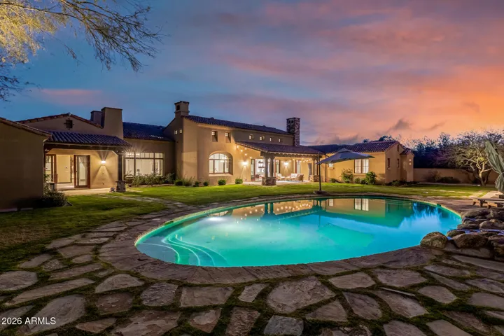 No Immediate Neighbors Offer Beautiful Views of the AZ Sky & Mountains.