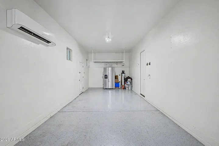 DEEP 4th bay & exterior service door