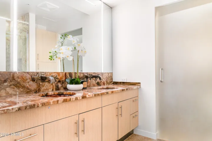 Dual vanity, private toilet room