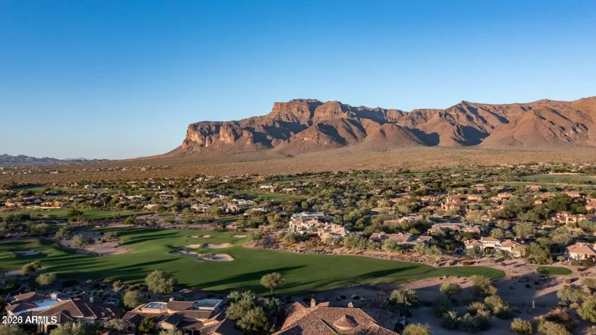 SUPERSTITION GOLF COURSE