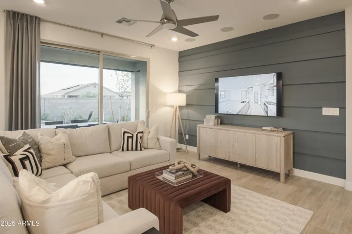 PHOTOS ARE OF A MODEL HOME. SOME SELECTIONS MAY BE DIFFERENT.