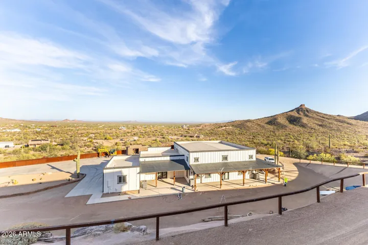 workshop RV garage and guest house overlooking the town of Queen Creek