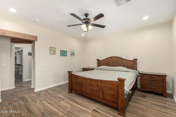 attached guest 1 house bed 1