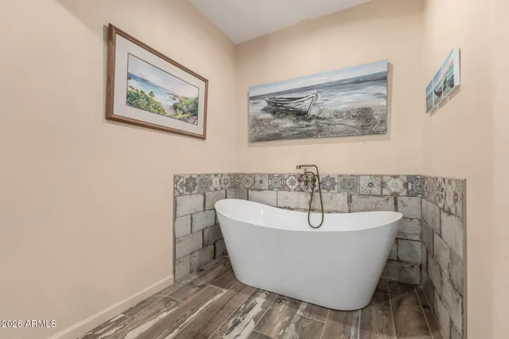 primary bath freestanding tub