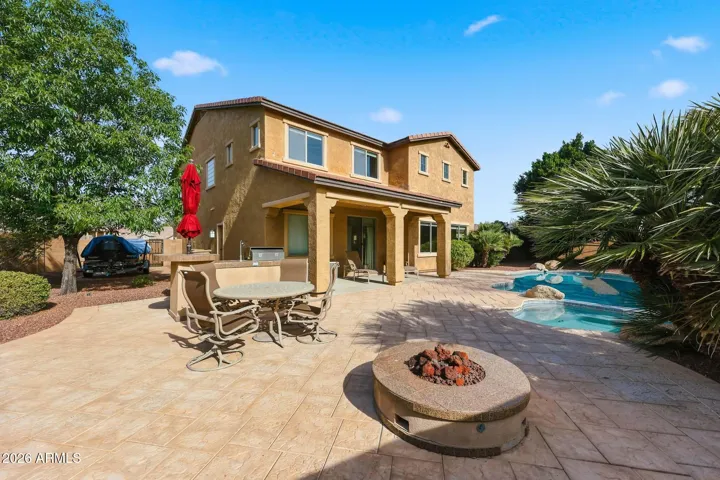 Gathering area with Gas Firepit