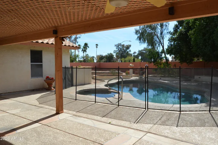 WOW - Pool, Spa, Heated Pool, Oversize Backyard