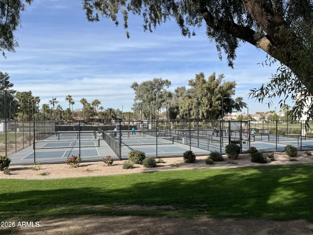 Pickleball courts in Ocotillo community