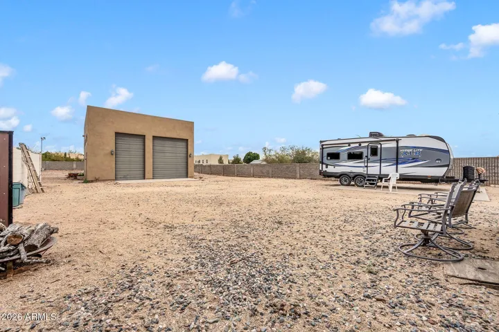 RV garage and RV (For sale as separate bill of sale)