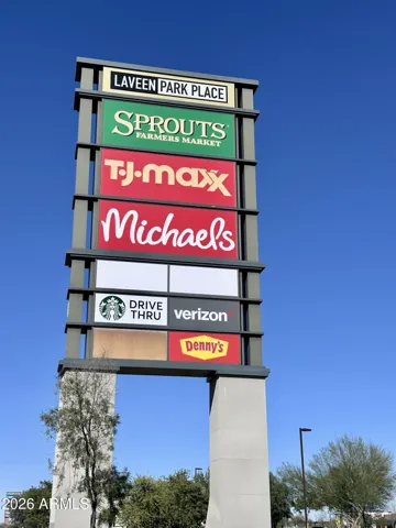 Close to Laveen Park Place