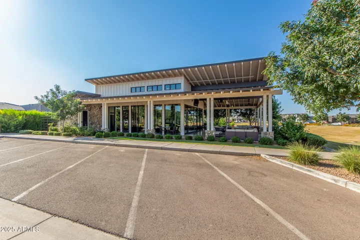Whitewing clubhouse