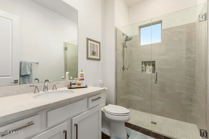 Casita bathroom