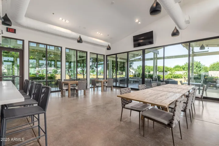 Whitewing clubhouse
