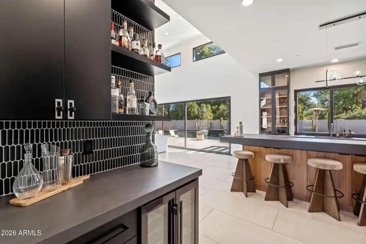 w/ beverage refrigerator