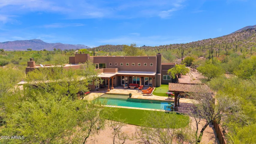 When Privacy Matters, Choose Cave Creek For Your Ideal Arizona Lifestyle!