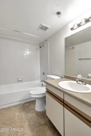 Hall/Guest Bathroom