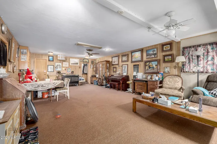 Back room with own entrance