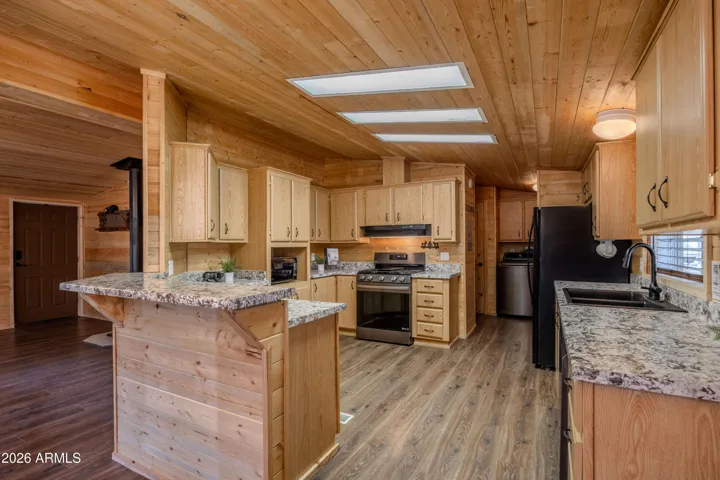 Kitchen, all Appliances included