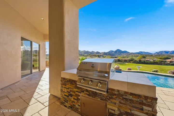 Poolside built in bbq and kitchenette