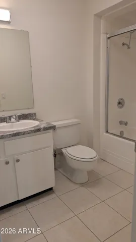 Hall bathroom.