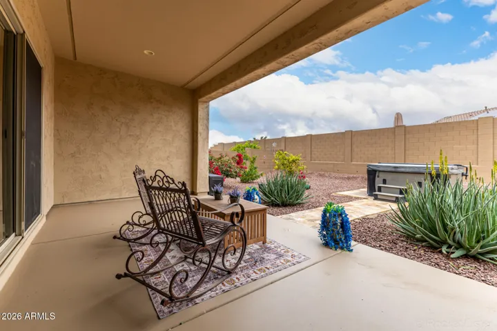 Back patio & Hot Tub!