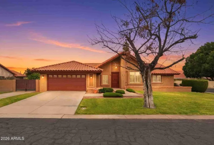 Homes in desirable Park Grove Estates are rarely available!
