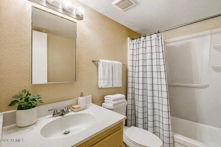 AI virtual staging modern with neutral tones