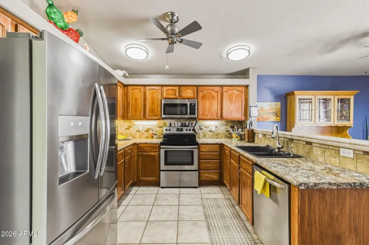 Spacious kitchen