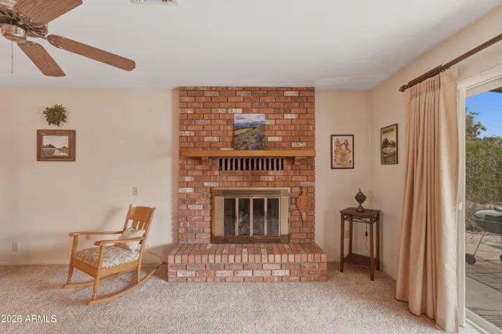 FIREPLACE USES PROPANE
