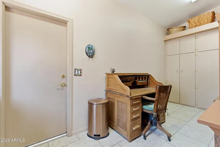 Flexible bonus space perfect for hobby room, craft area or workspace.