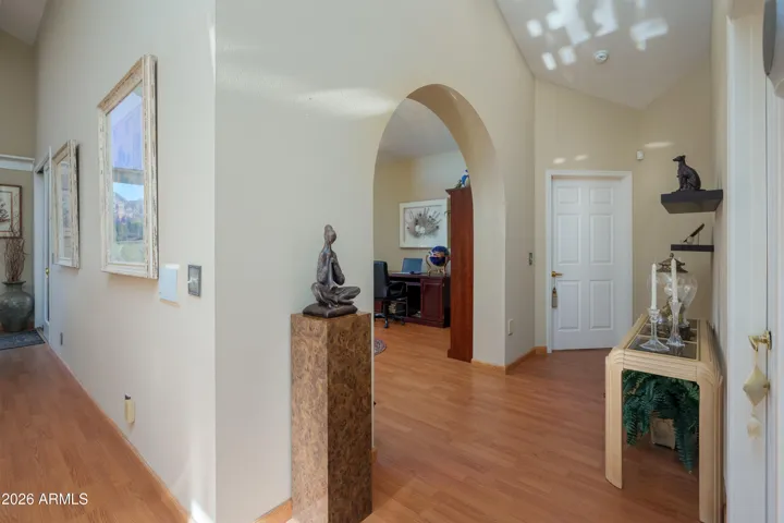 archway leads into the den or 3rd bedroom